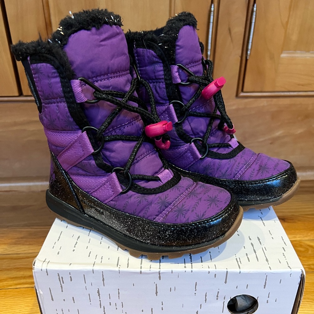 Sorel Whitney X Disney boot